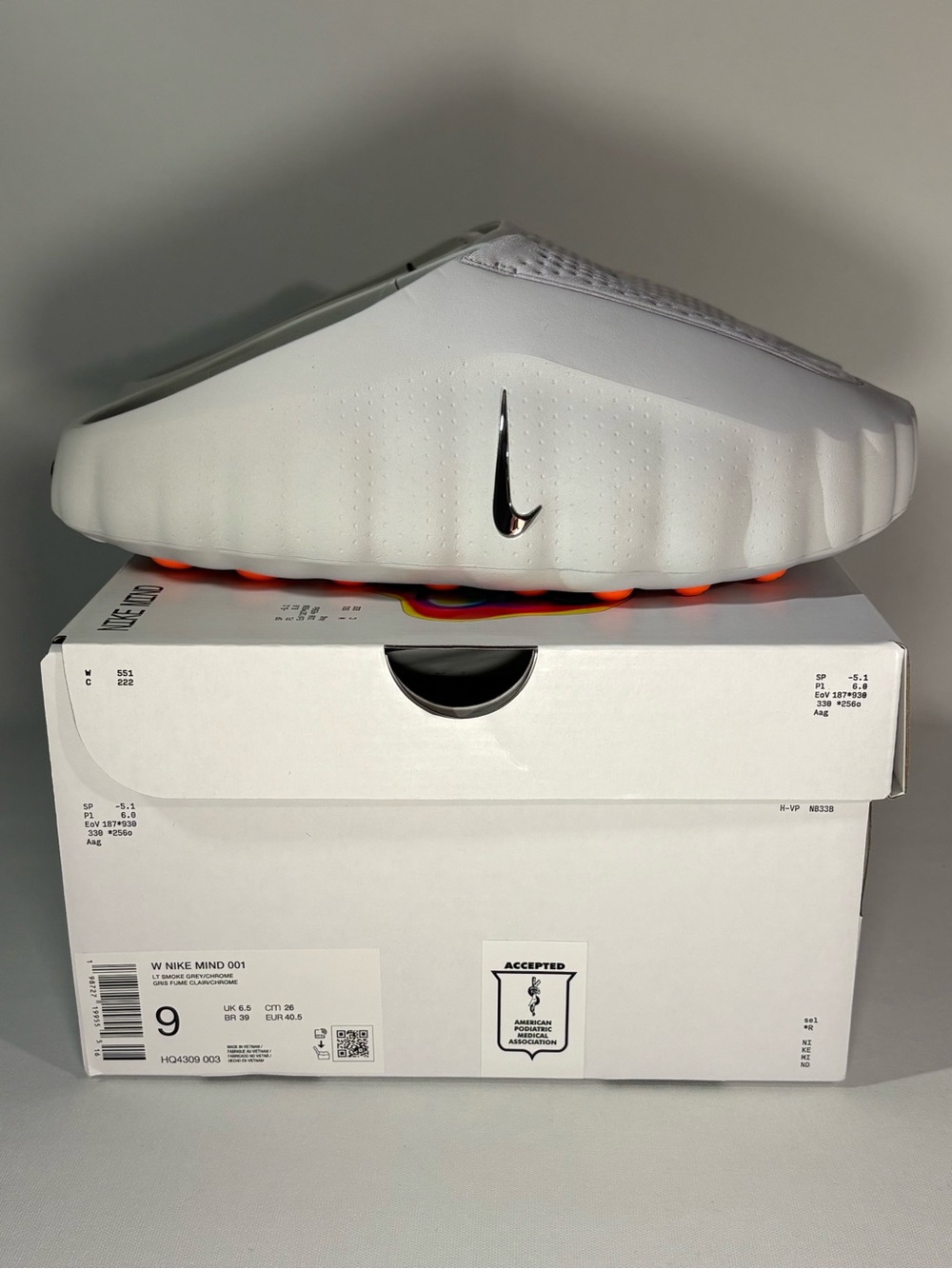 🌿 NIKE MIND 001 SLIDE LIGHT SMOKE GREY WOMENS SHOES SIZE 9 MULES [BRAND NEW] 🌿